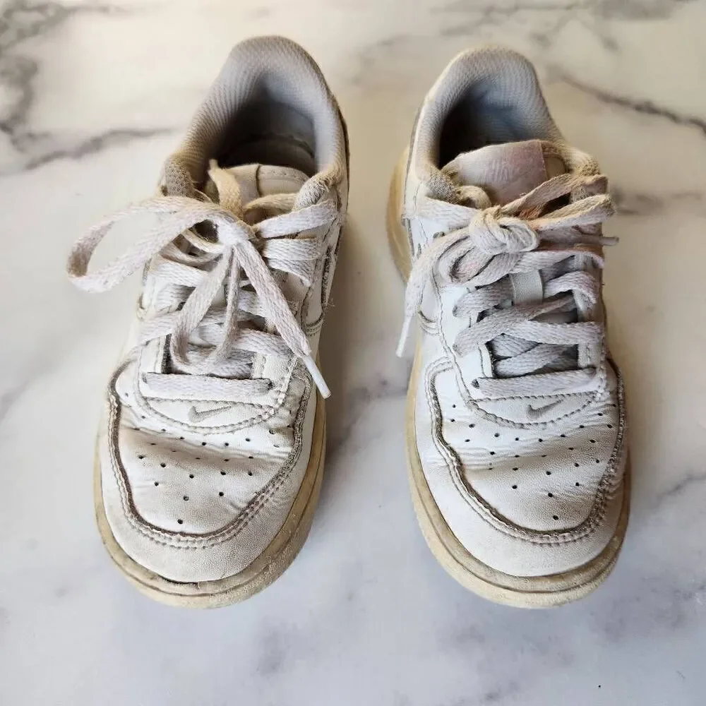 Nike kids unisex white cream sneakers size 11 play shoes - Picture 4 of 7